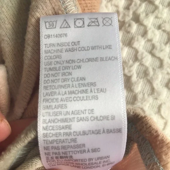 FREE PEOPLE HOODIE ☮️ Tie dyed cropped bat wing sleeves soft lightweight - Picture 4 of 8